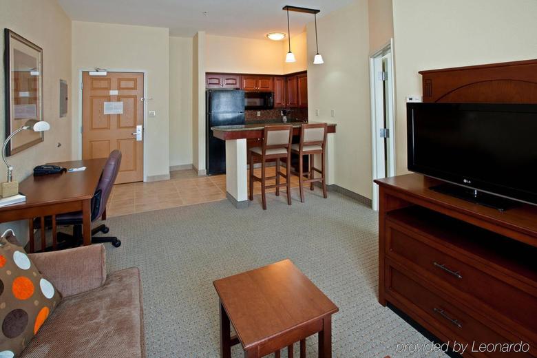 Hotel Staybridge Suites South Bend-university Area