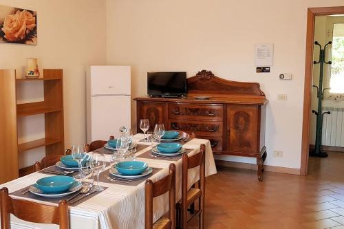 Apartamento Case In Campagna Con Piscina A Todi