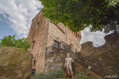 Hostal Torre Caetani- Night In A Medieval Tower