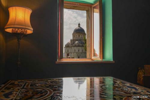 Hostal Torre Caetani- Night In A Medieval Tower