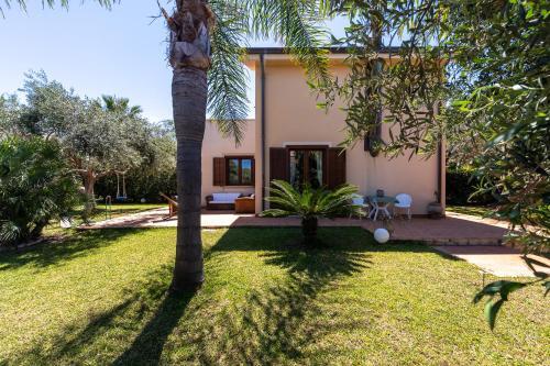 Deliziosa Villa A 500 Metri Dal Mare Con Piscina