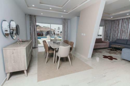 Villa Haut Standing Avce Piscine Privee 38800