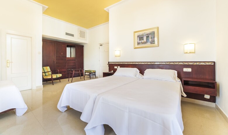 Hotel Globales Reina Cristina