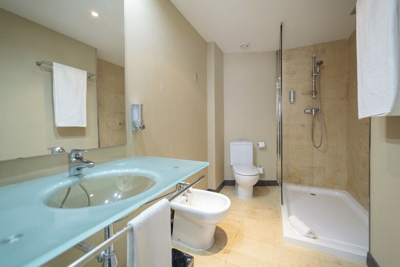 Hotel H2 Salymar