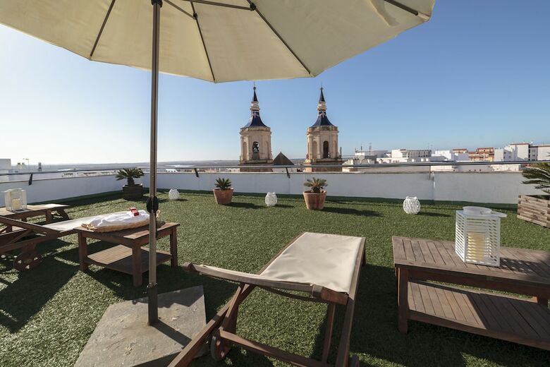 Hotel H2 Salymar