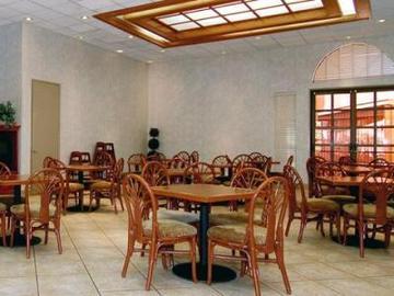 Hotel Comfort Suites I-15 Miramar