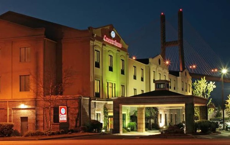 Hotel Comfort Suites Historic District