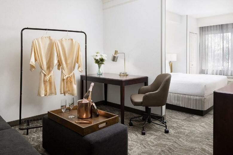 Hotel Springhill Suites Fresno