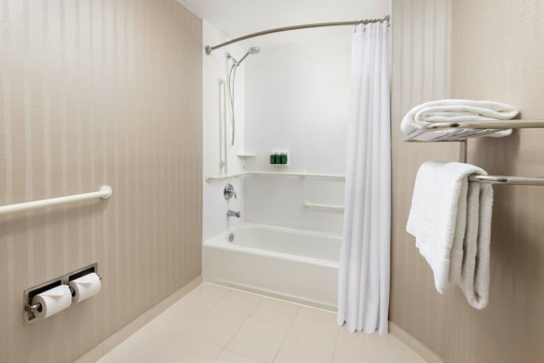 Hotel Springhill Suites Fresno