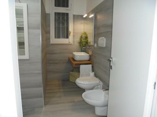 Hostal Travel And Living