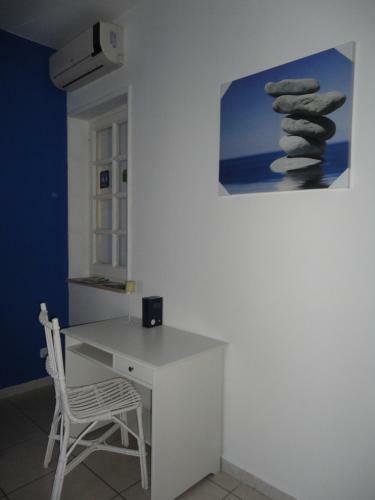 Hostal Travel And Living