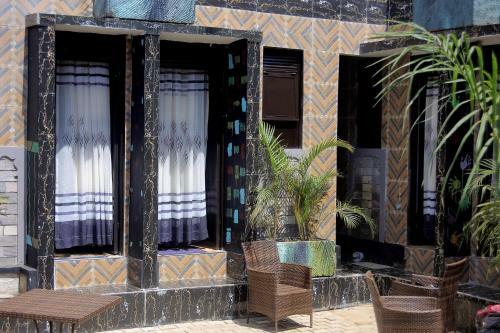 Free Wifi, Free Breakfast At Awooooo Accommodation Kampala