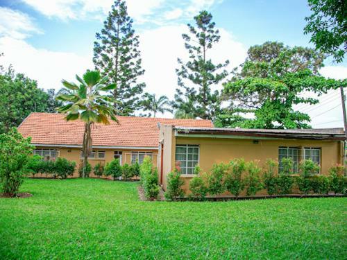Bed & Breakfast Amrage Suites Muyenga