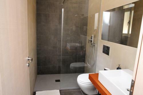 Hostal New Casa Corvaja