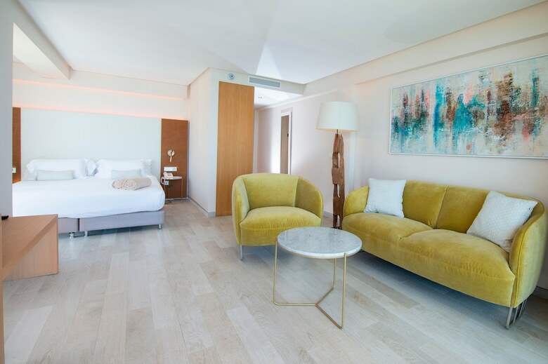Melbeach Hotel & Spa - Adults Only