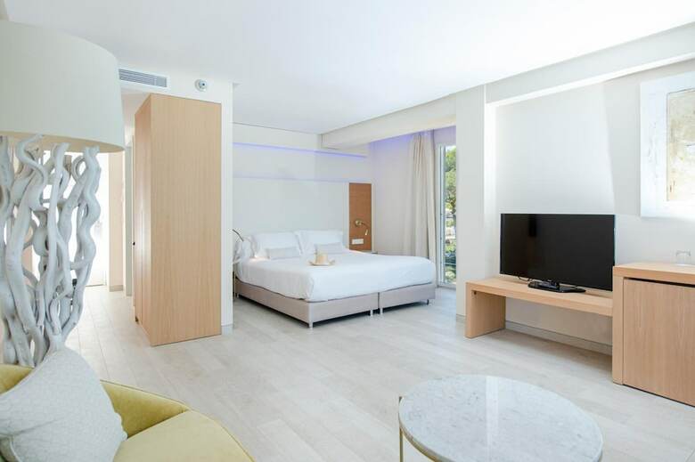 Melbeach Hotel & Spa - Adults Only