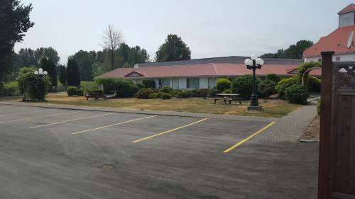 Rainbow Motor Inn