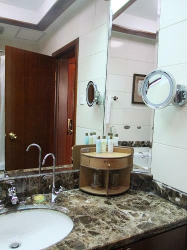 Yantai Golden Gulf Hotel