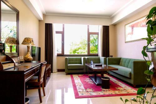 Yantai Golden Gulf Hotel
