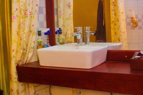 Greategrett Suites