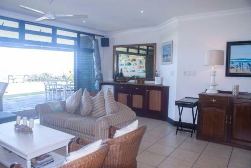Apartamento 2 Marichel Beachfront Condo