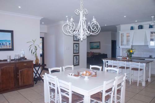 Apartamento 2 Marichel Beachfront Condo
