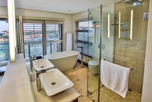 Villa Zimbali 4 Bedroom With Pool Zhb1