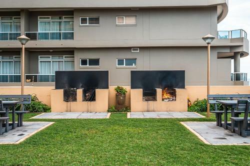 Apartamento 102 Bermuda-comfortable Ground Floor On Main Beach