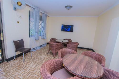 Bed & Breakfast Mbale Emperor's Motel