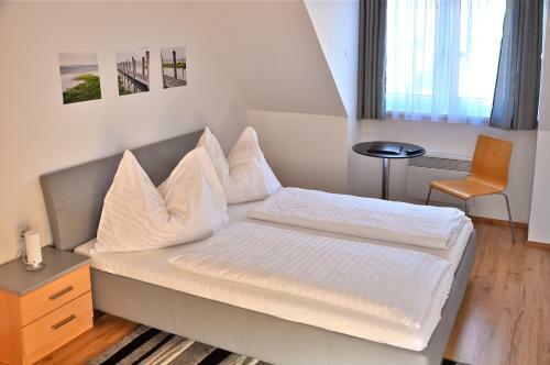 Hotel Familieng�stehaus Seebad Rust
