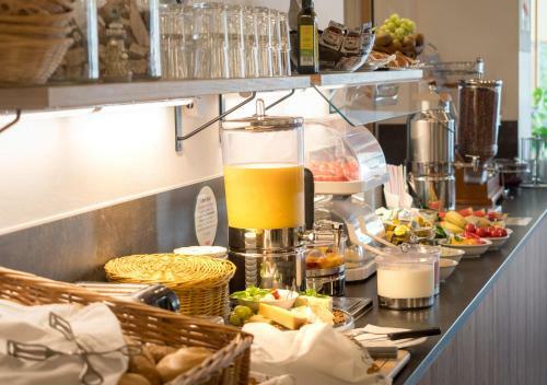 Hotel Familieng�stehaus Seebad Rust