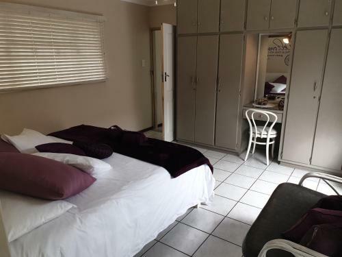 Hostal Ceelee's Place