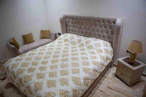 Apartamento Between Land&sea Luxurious Apt With Swimming Pool