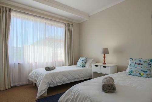 Cape St Francis 4 Bedroom Sleeps 8