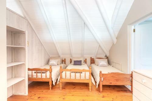 Willows Beach House