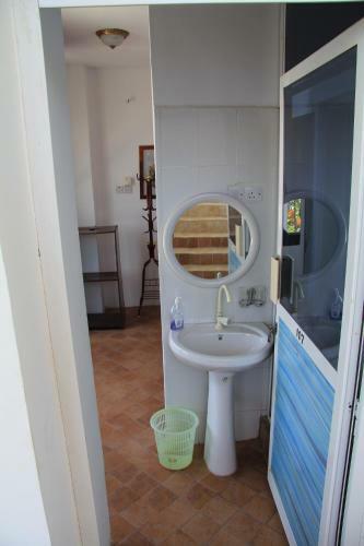 Hostal Nungwi Backpacker Apartments