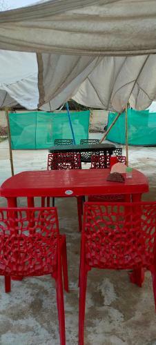 Hostal Hanuman Hotel And Restaurant