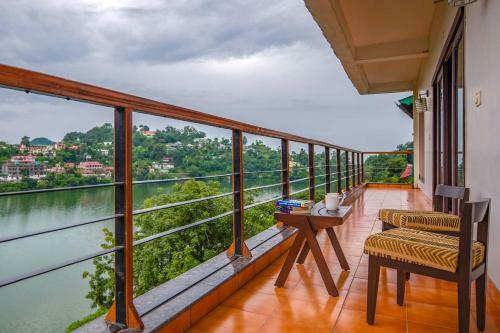 Villa Stayvista At Lakeview Manor