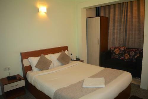 Hotel Rufina Cardamom Residency