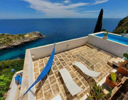 Blu Suite Small Cottage Sul Mare E Swimming Pool