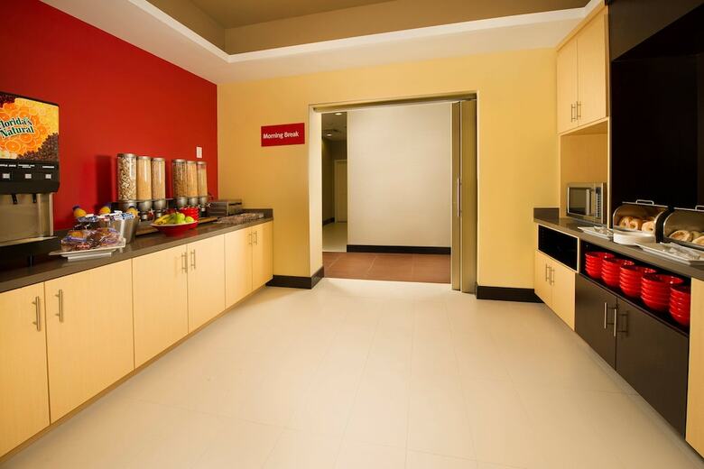 Hotel Towneplace Suites By Marriott Dallas Grapevine