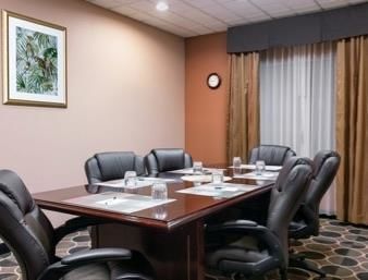 Hotel Comfort Suites Downtown Athens