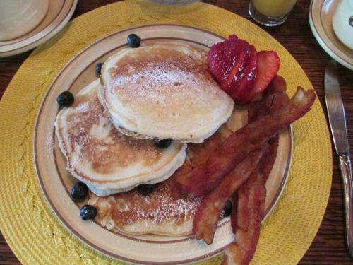 Holiday Guest House Bed & Breakfast