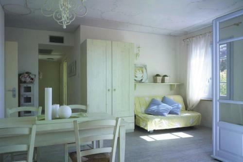 Apartment In Vada