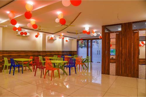 Hotel Fabexpress Raj Regent