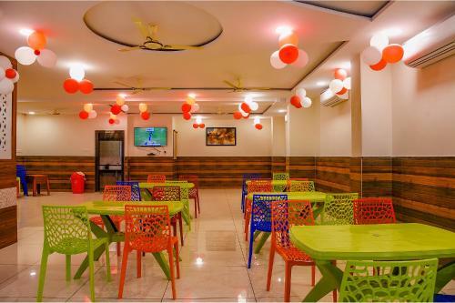 Hotel Fabexpress Raj Regent