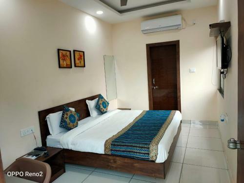 Amrit Hotel, Bhopal