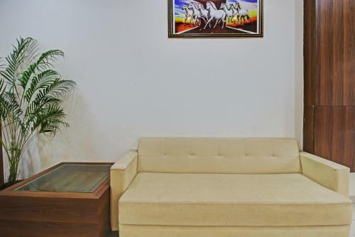 Treebo Trend Hotel Krishna Regency Gautam Nagar