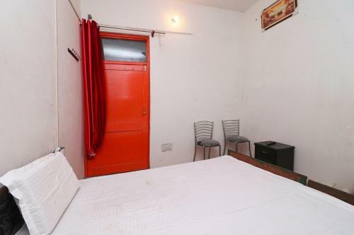 Hotel Spot On 37270 Apna Niwas