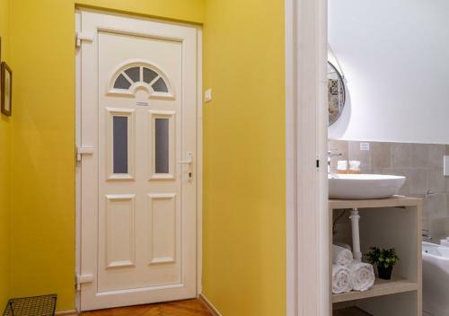 Apartamento Elegante Appartamento Vicino Alla Stazione - Grey